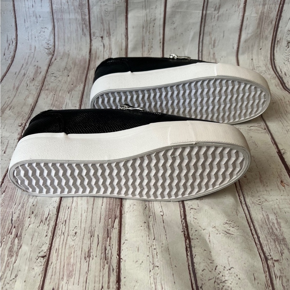 Black Platform Sneaker Faux Leather w/ Zip Flatform Size 8 New - Picture 5 of 6